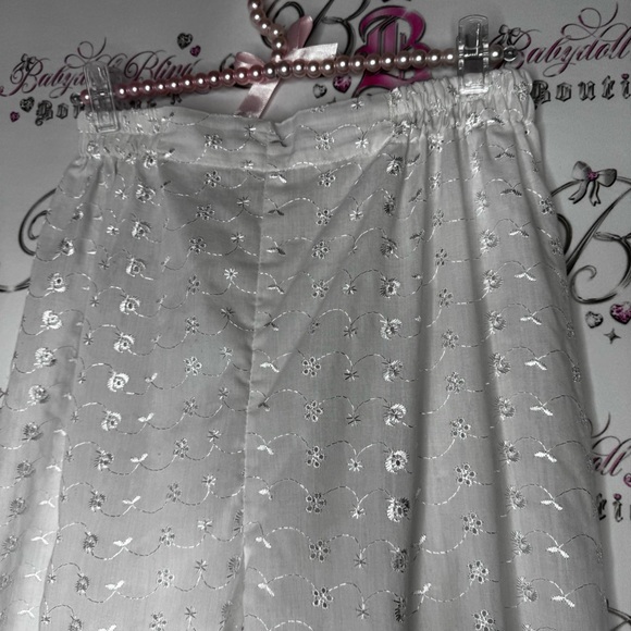 Pants floral embroidered white lounge flowy lounge lightweight flowers shimmer - Picture 5 of 9